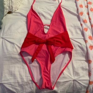 Missguided One-piece Swimsuit